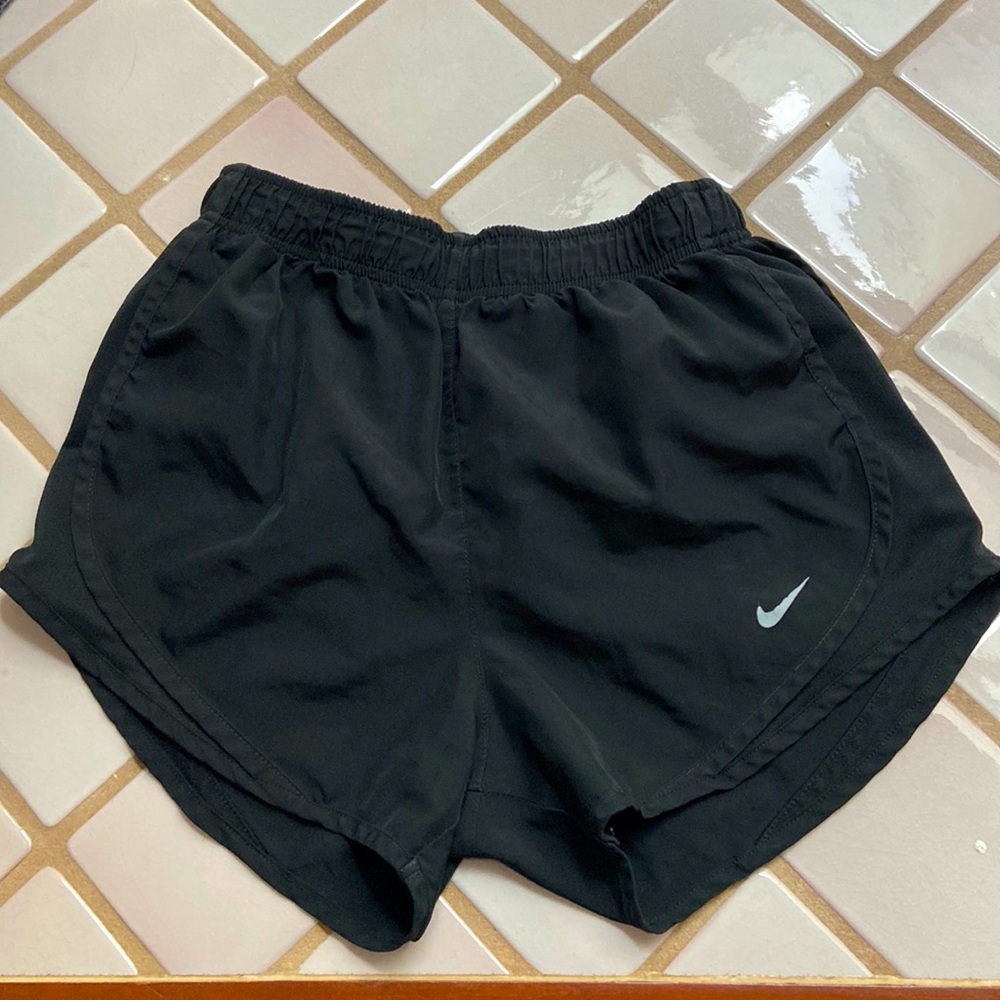 Nike women’s running shorts